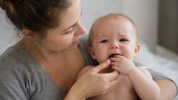 La croissance des dents : comment accompagner les poussées dentaires difficiles