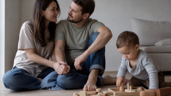 Prendre soin de son couple tout en étant parent : astuces simples